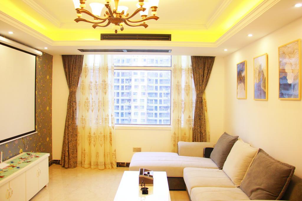 Line 2 Apartment Wuhan Extérieur photo