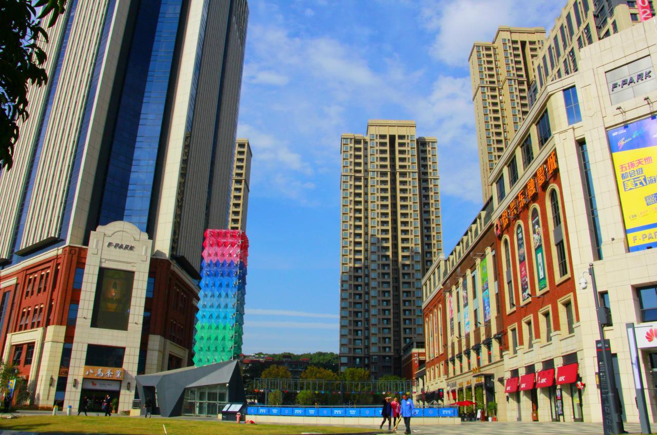 Line 2 Apartment Wuhan Extérieur photo