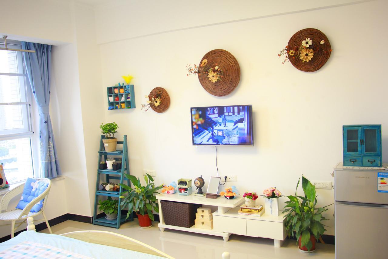 Line 2 Apartment Wuhan Extérieur photo