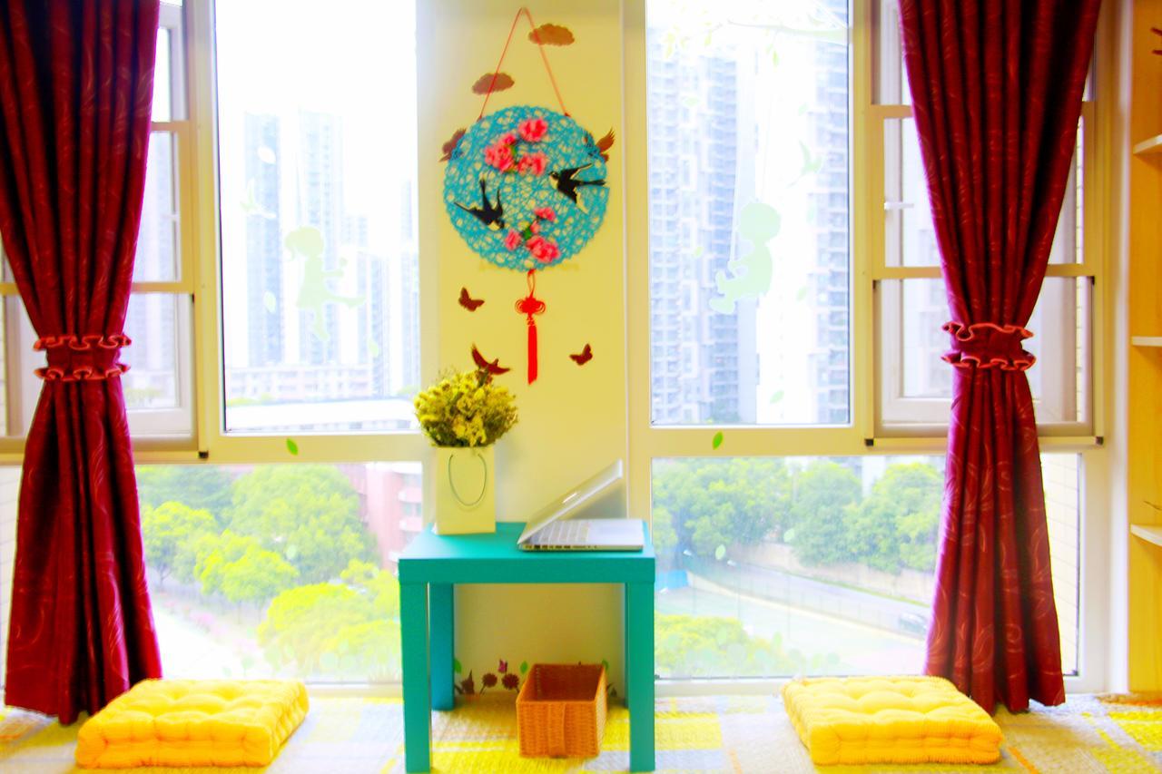 Line 2 Apartment Wuhan Extérieur photo