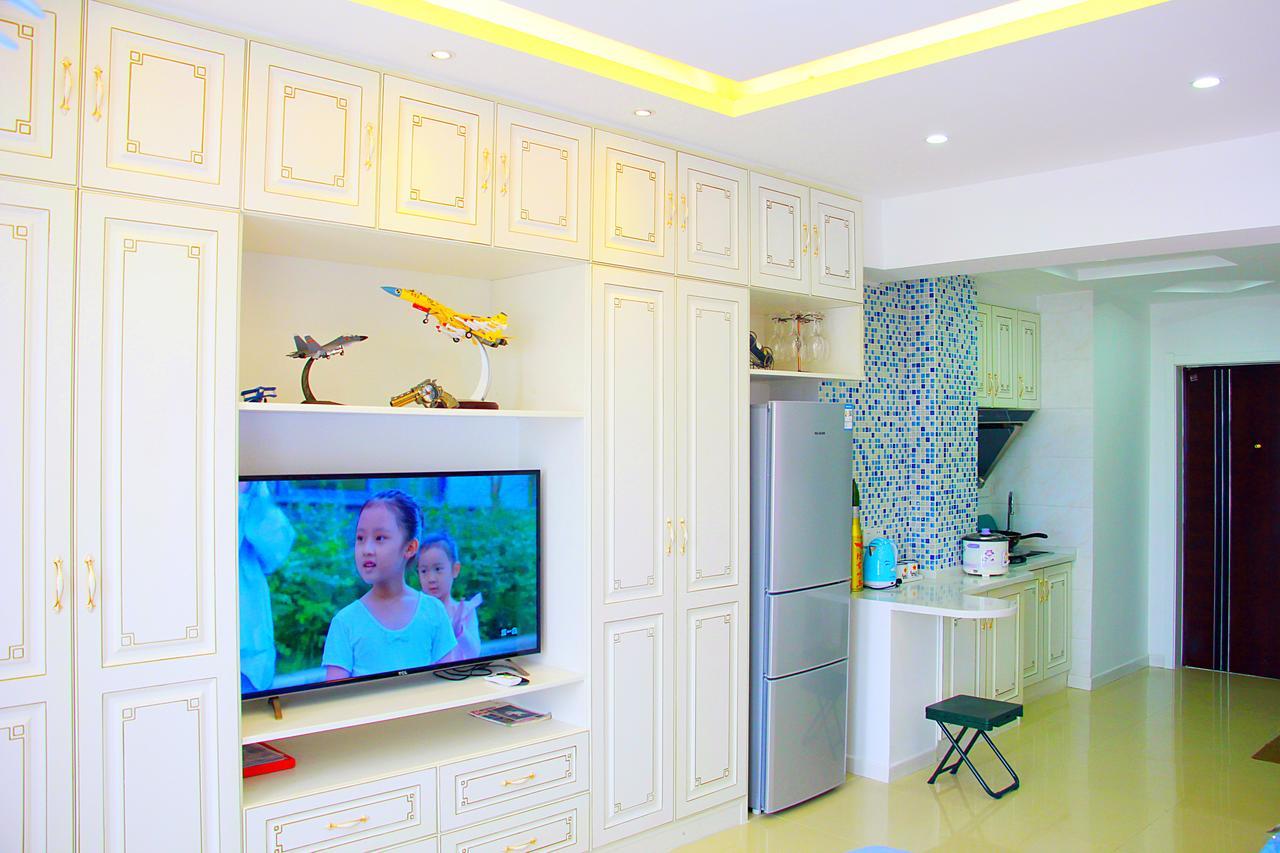 Line 2 Apartment Wuhan Extérieur photo