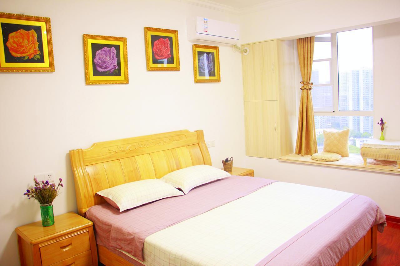 Line 2 Apartment Wuhan Extérieur photo