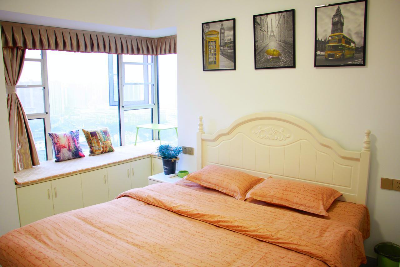 Line 2 Apartment Wuhan Extérieur photo