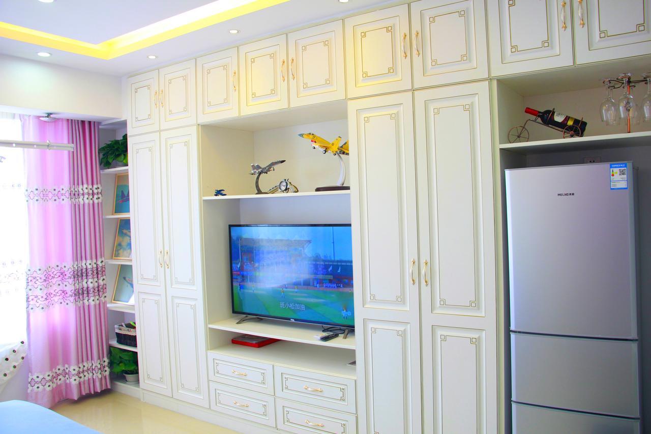 Line 2 Apartment Wuhan Extérieur photo