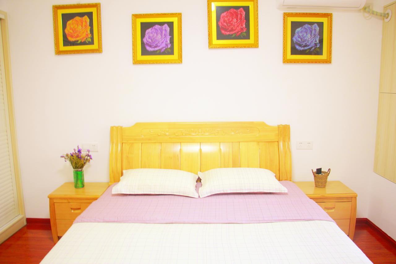 Line 2 Apartment Wuhan Extérieur photo